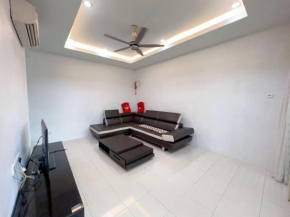 Semi D​ with modern stay